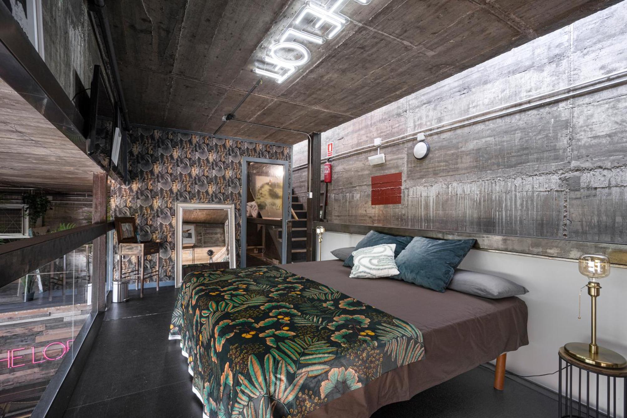 The Loft - With Private Pool & Jacuzzi Villa Corbera de Llobregat Dış mekan fotoğraf